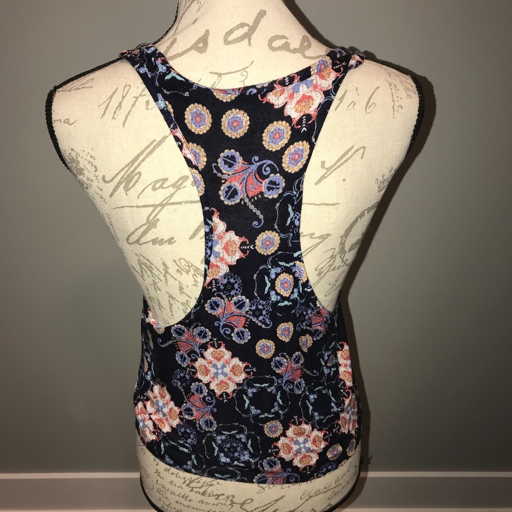 NWOT Racerback Crop Tank - Picture 2 of 3
